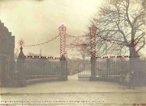 1902 photo of the Grove Street Entrance, courtesy of Picture the Past.